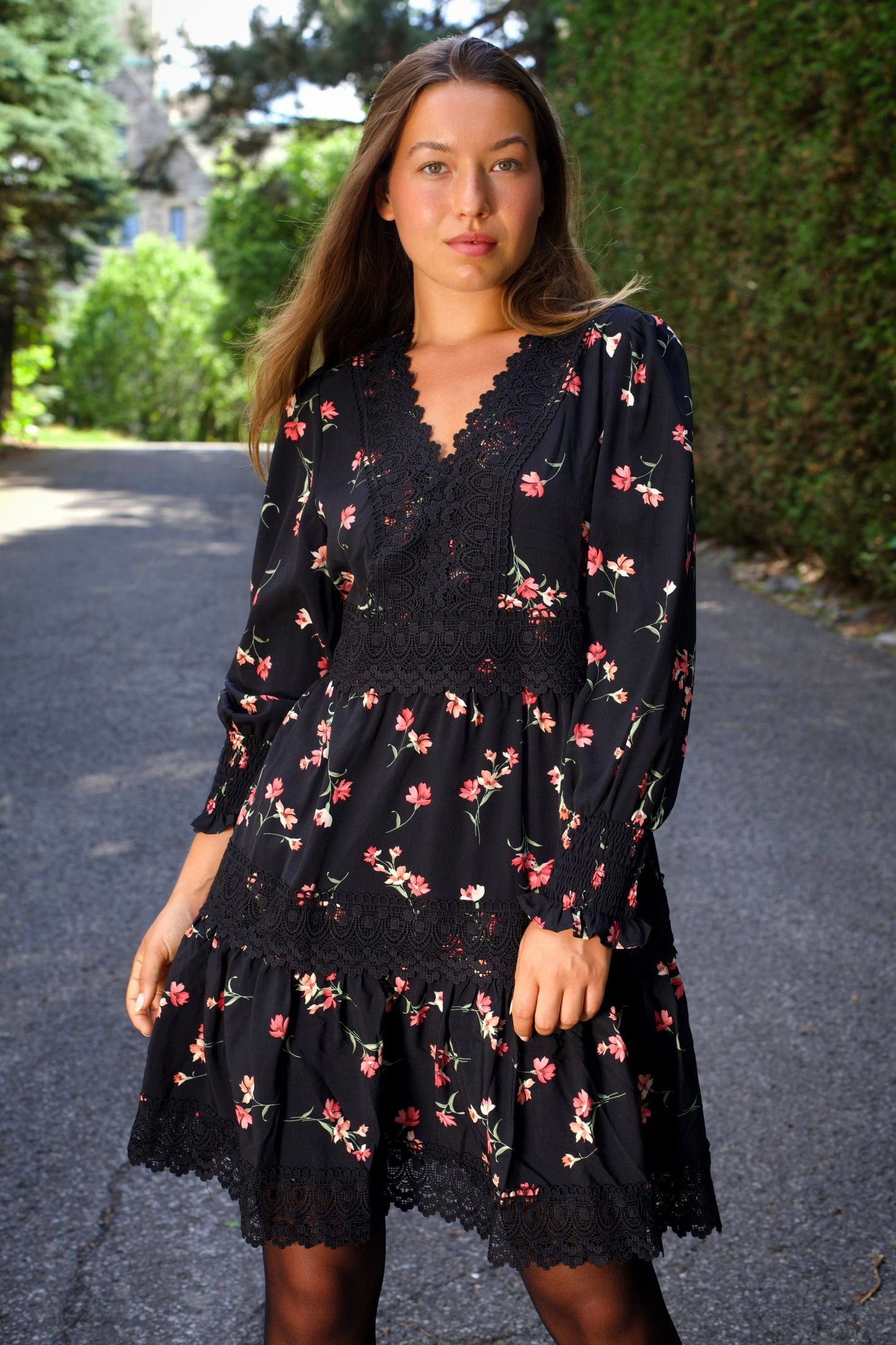 Agnes Women's Tiered Black Mini Dress Pink Floral Print Lace Trim