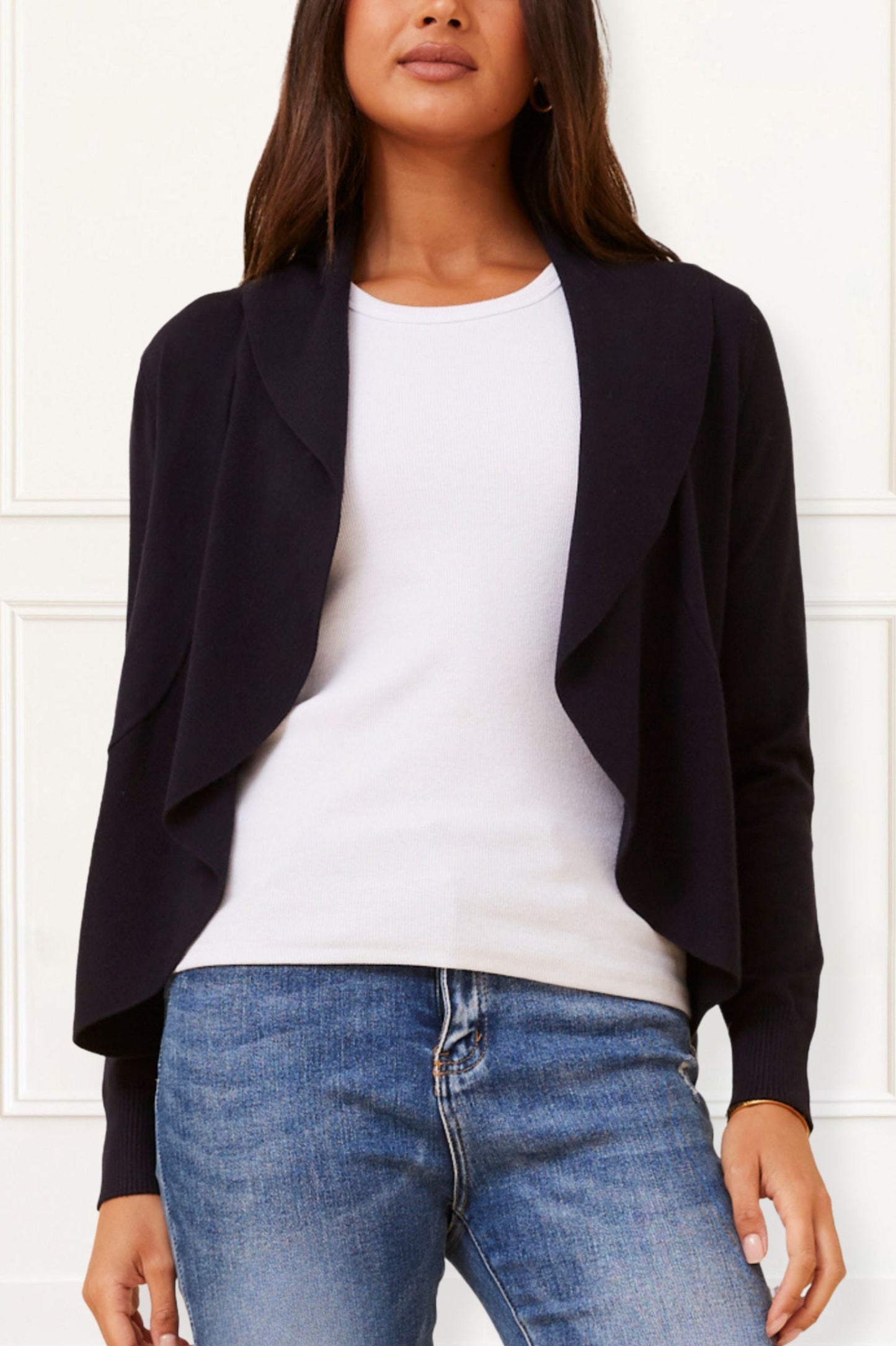 Alessia Cardigan Noir Femme Léger Ouvert Coupe Drapée Style Cascade