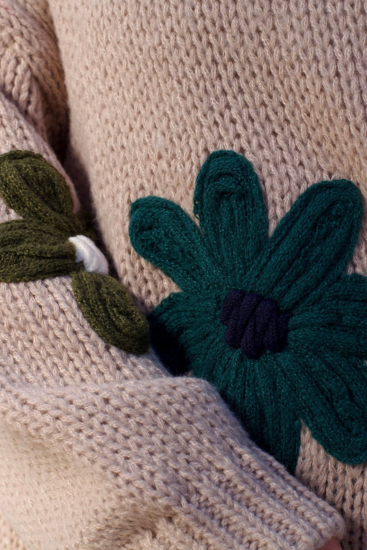 Tamara Women's Chunky Knit Sweater Embroidered Floral Appliqué