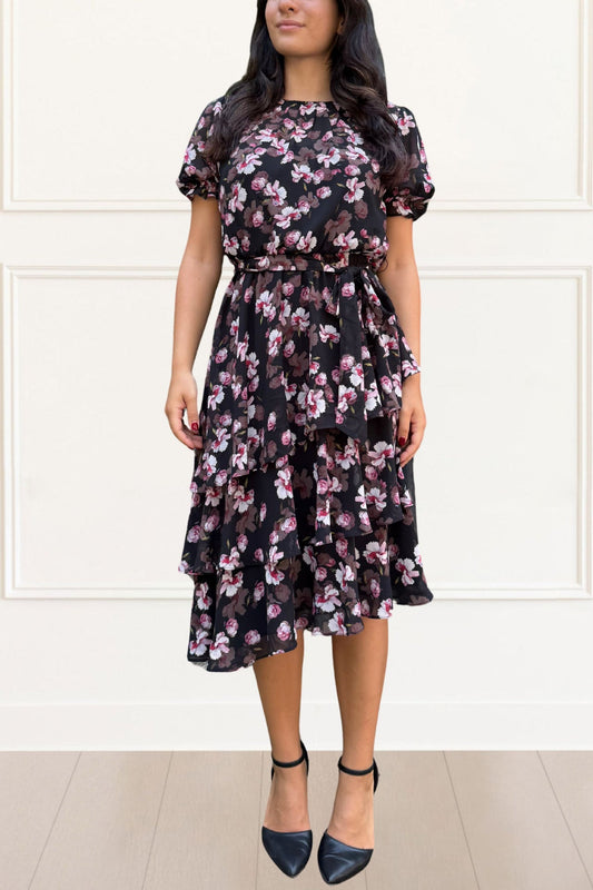 Catalina Robe Noire Imprimé Floral Détail Ourlet Asymétrique A Volants