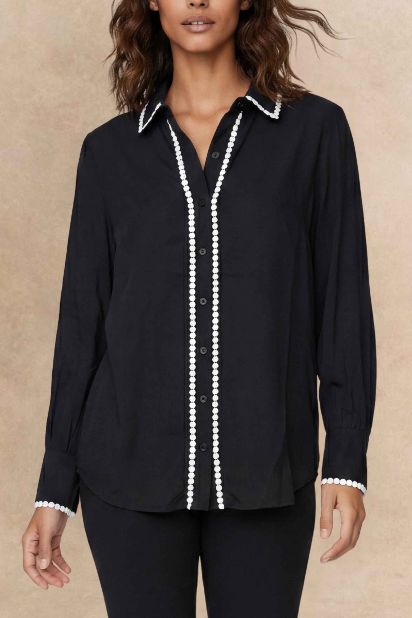 Amelie Contrast-Trim Button Blouse