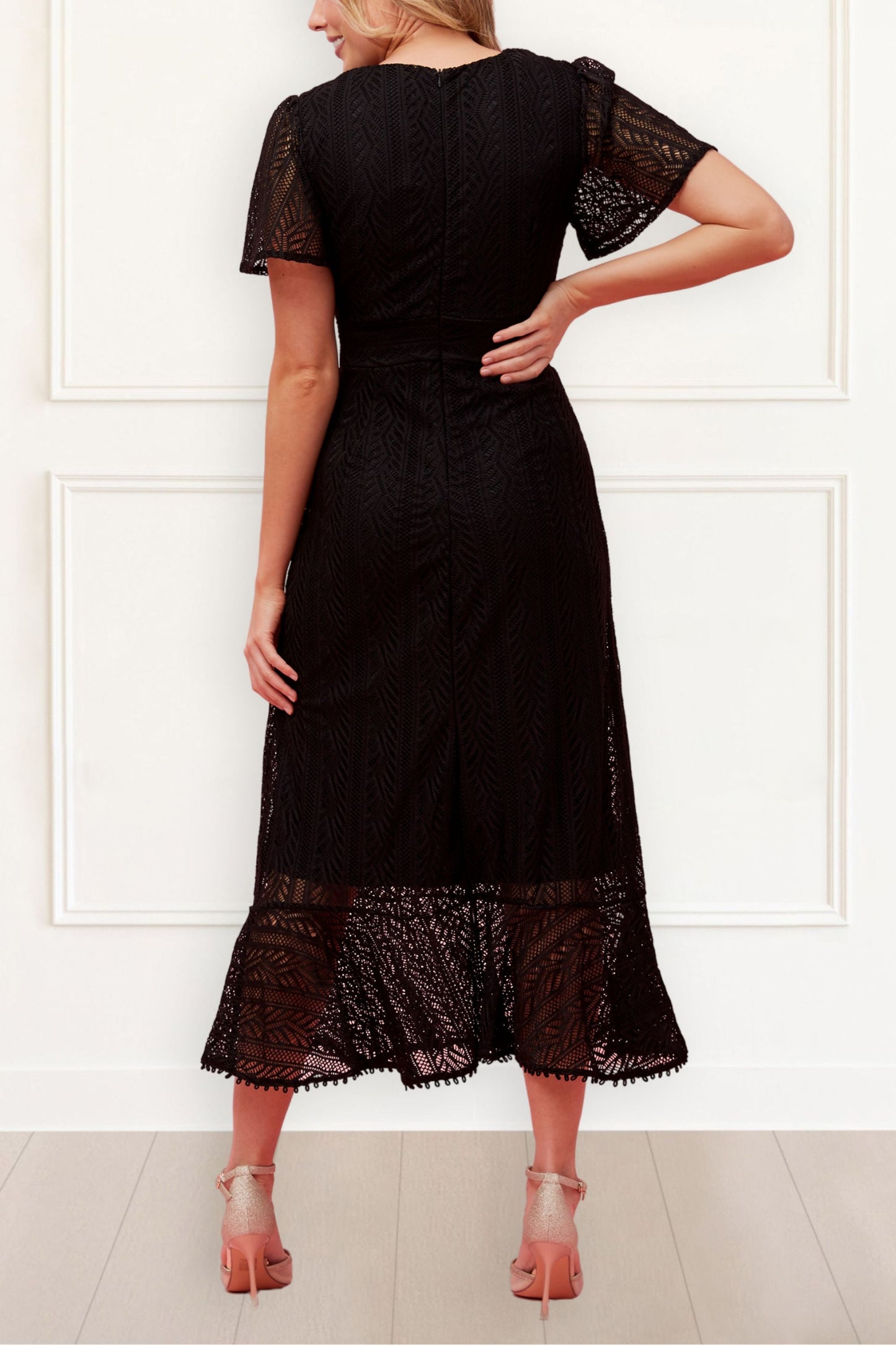 Bonnie Crochet Knit Midi Dress Lining Short Sleeves