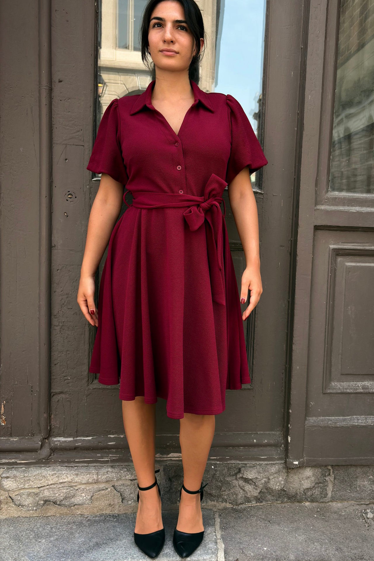 Coralie Robe Chemise Ajustée-Évasée Tricot Taille Nouée Manches Cloche