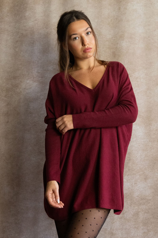 Emma Super Soft V-Neck Oversized Sweater - Onze Montreal Black / XS/S Annick
