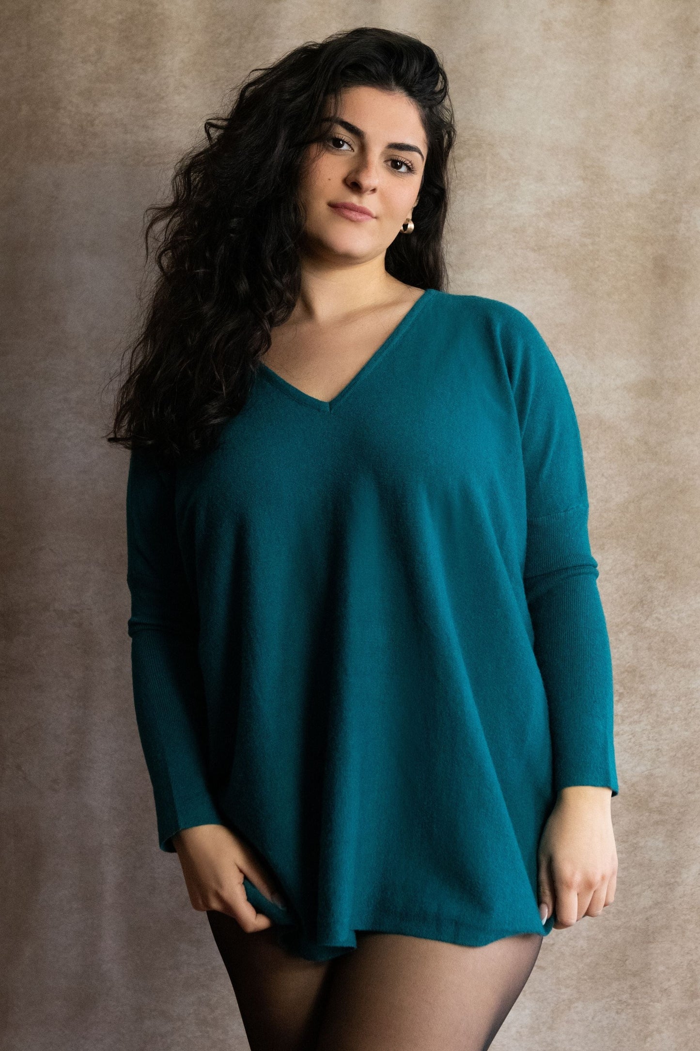 Emma V-Neck Oversize Sweater Long Sleeve Loose Fit Soft Knit Casual Cozy