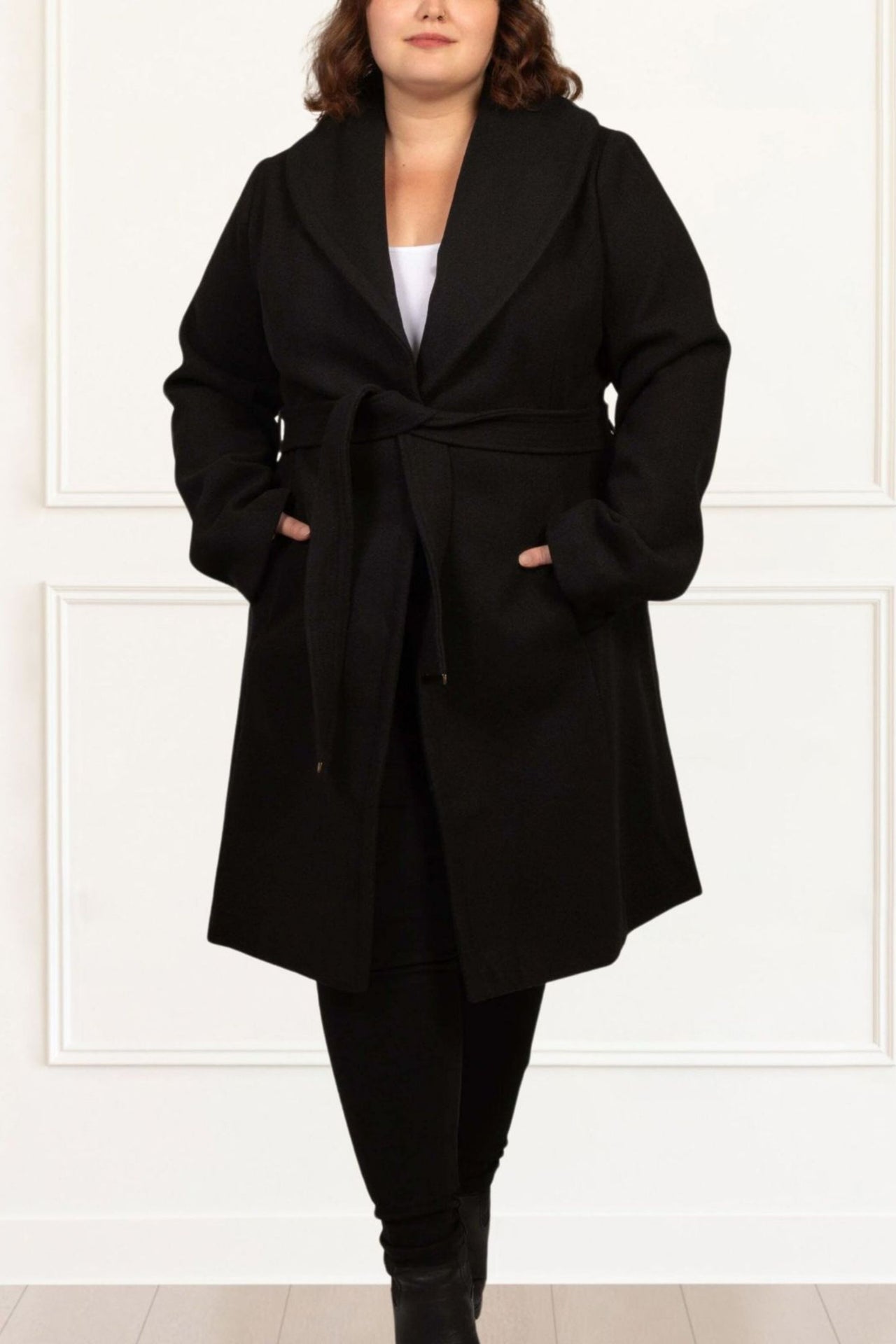 Hazel Coat Round Collar Belted Pockets - Onze Montreal Black / XS Annick