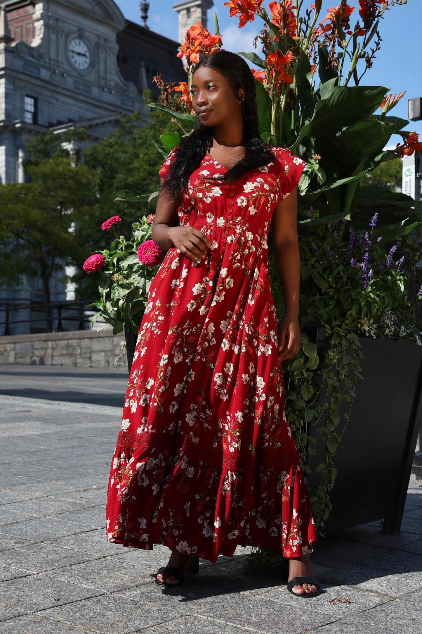 Garance Floral Button-Front Midi Dress with Short Sleeves