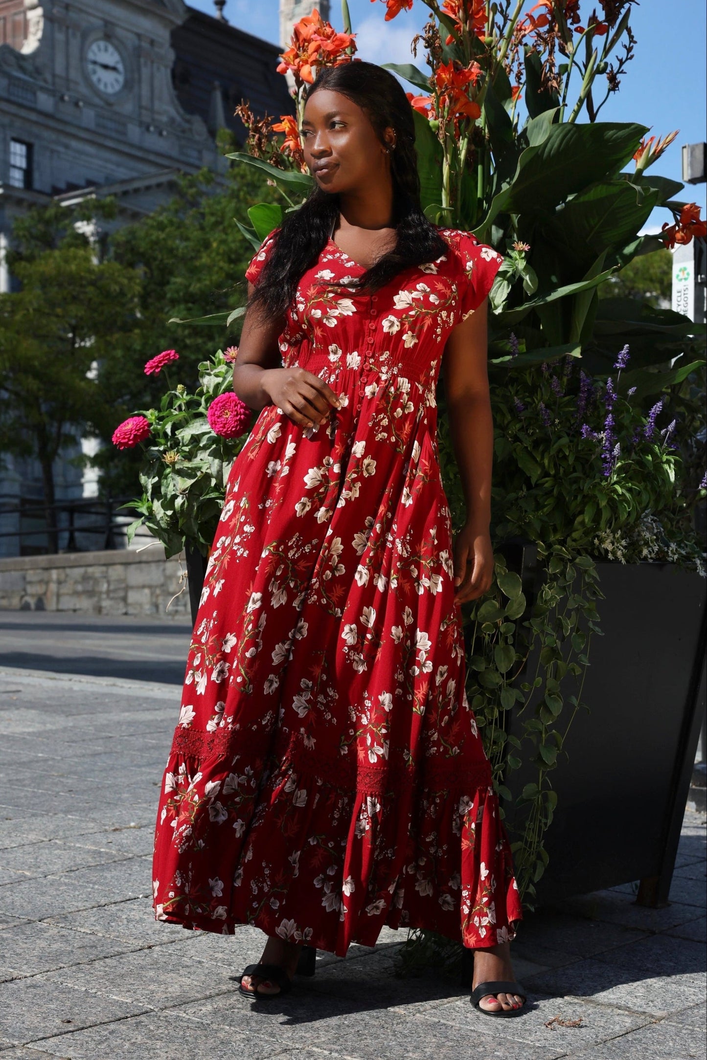 Garance Floral Button-Front Midi Dress with Short Sleeves