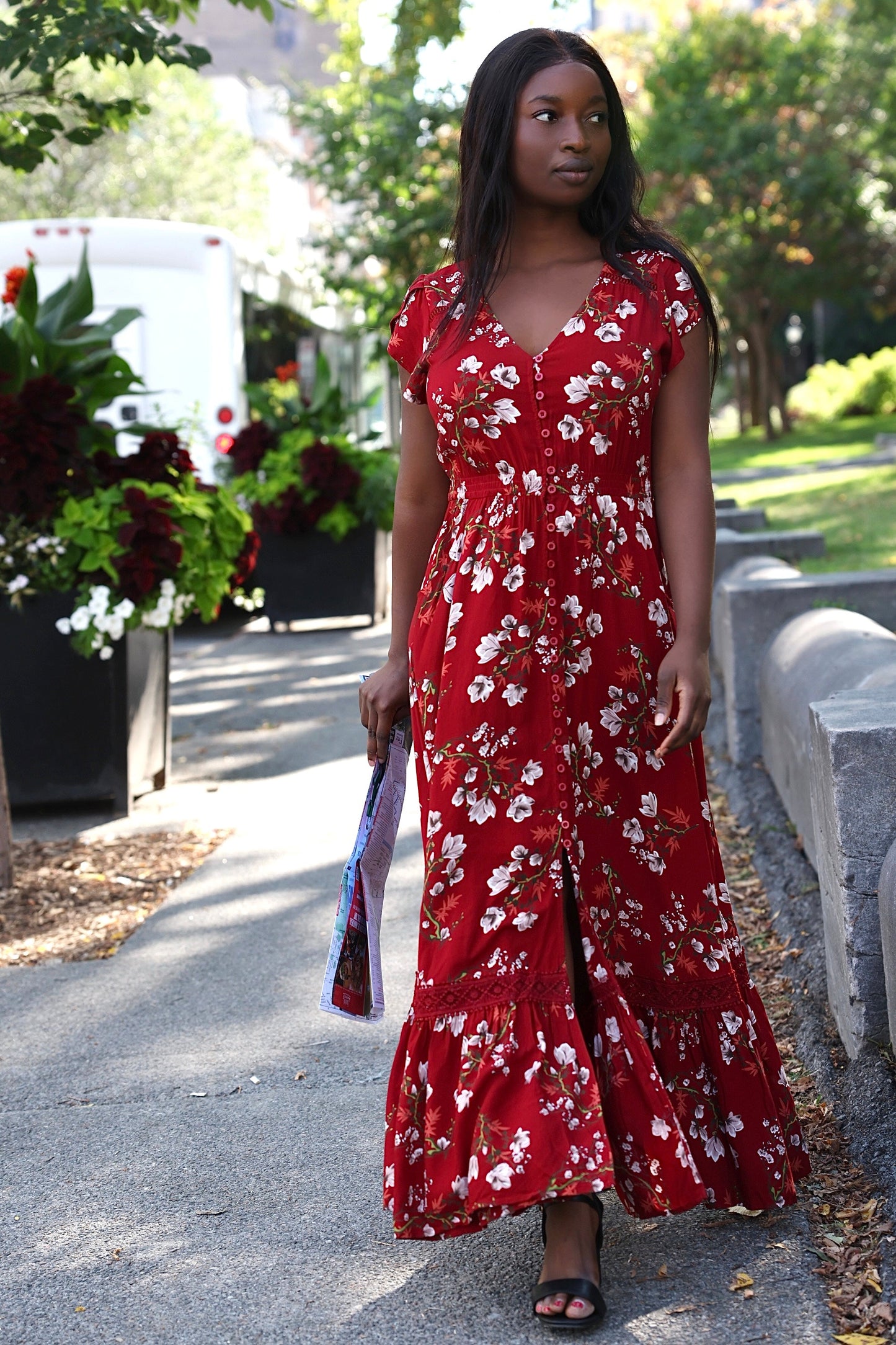 Garance Floral Button-Front Midi Dress with Short Sleeves