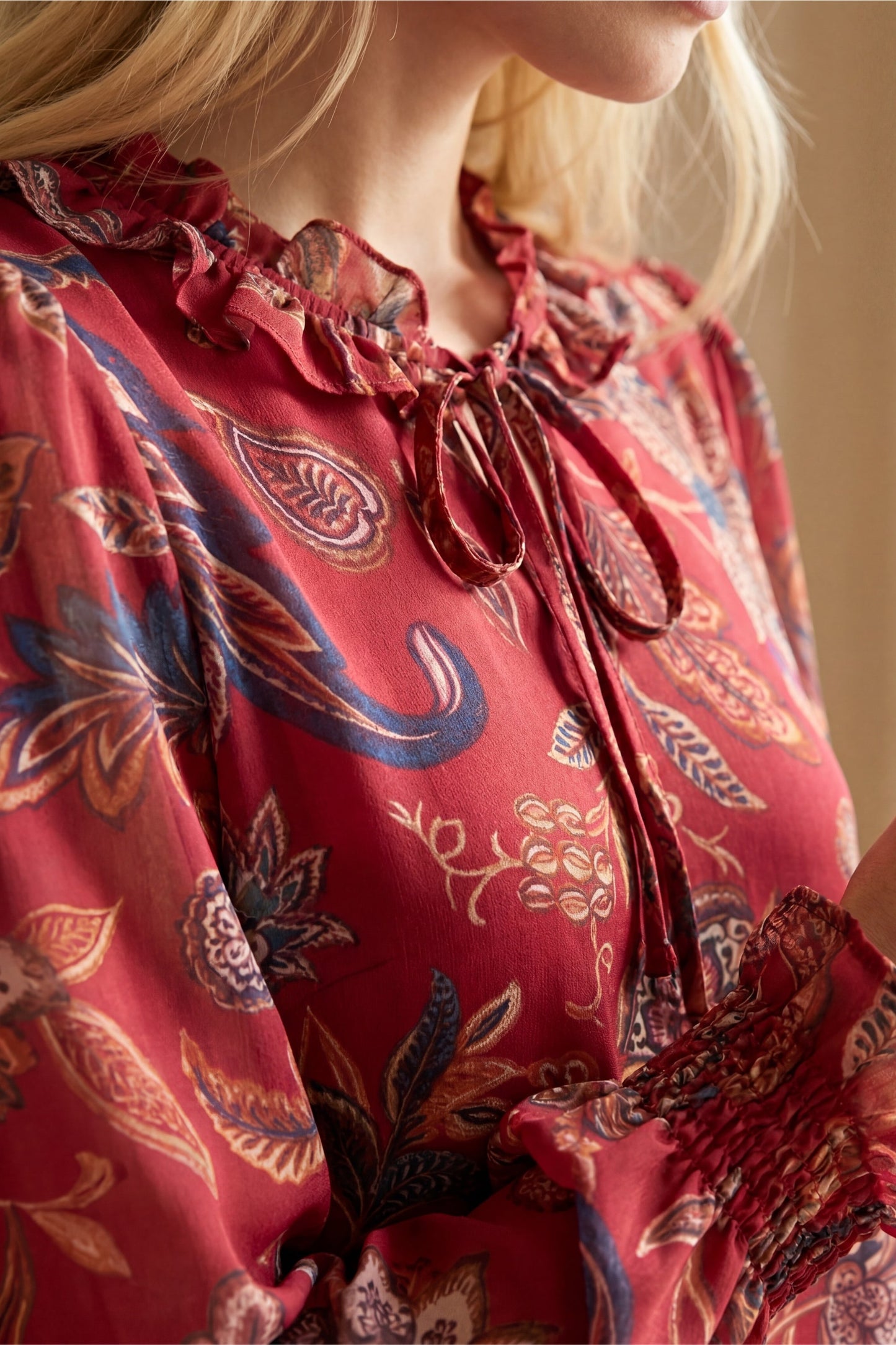 Mélissa Red Floral Long-Sleeve Blouse