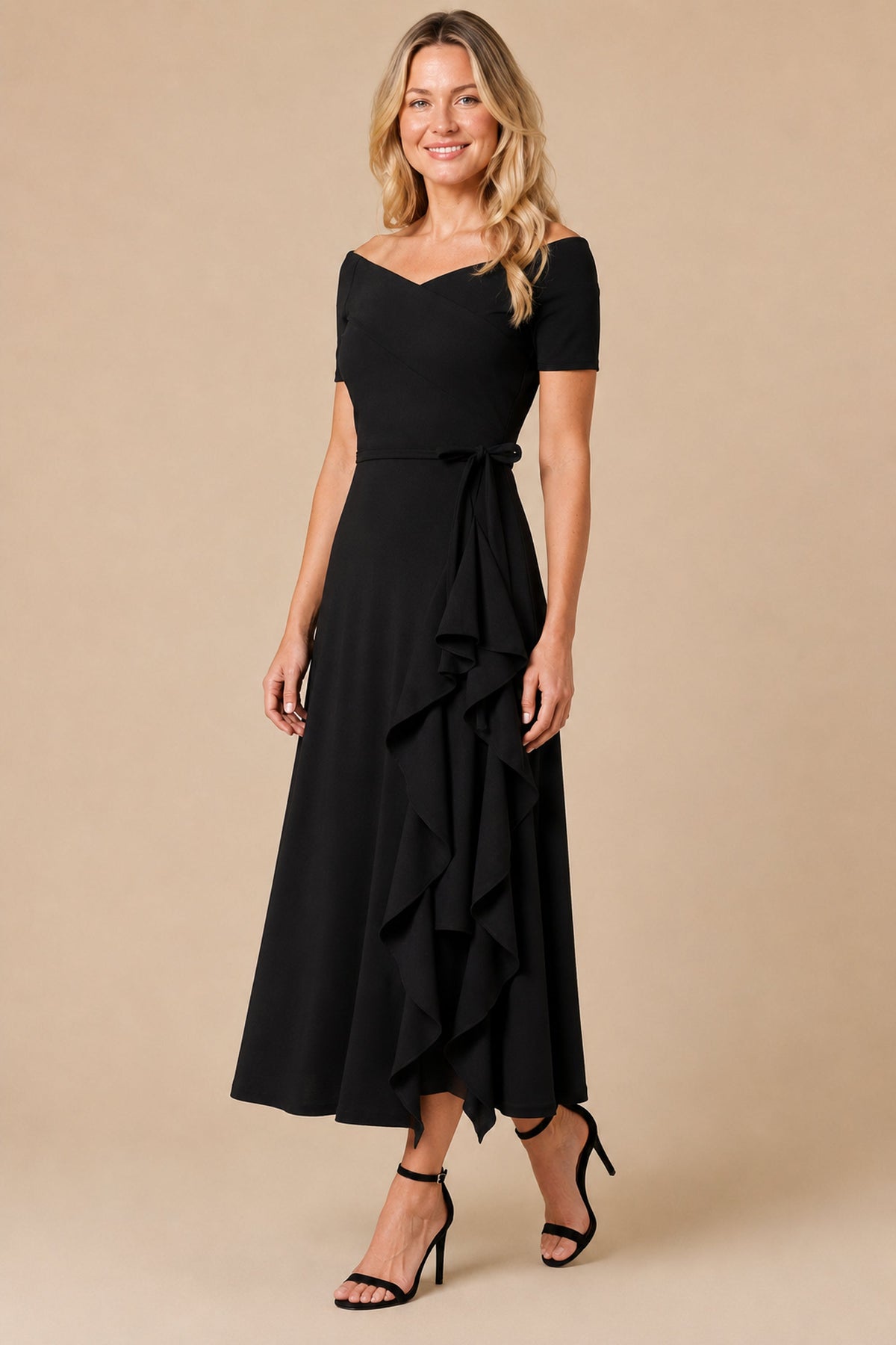 Robe longue noire extensible à volant Malia