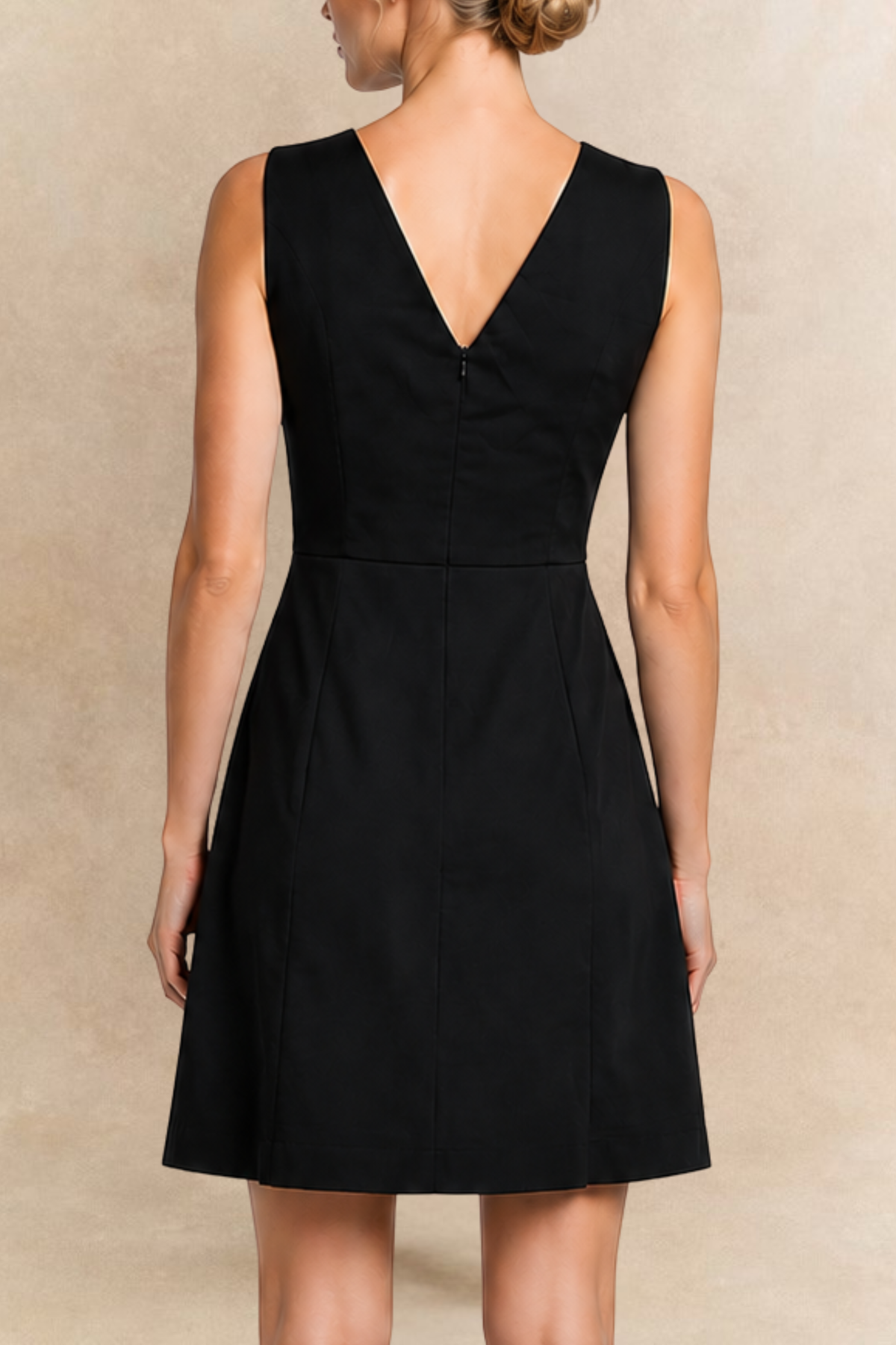 Alix Robe Courte Noire Col V