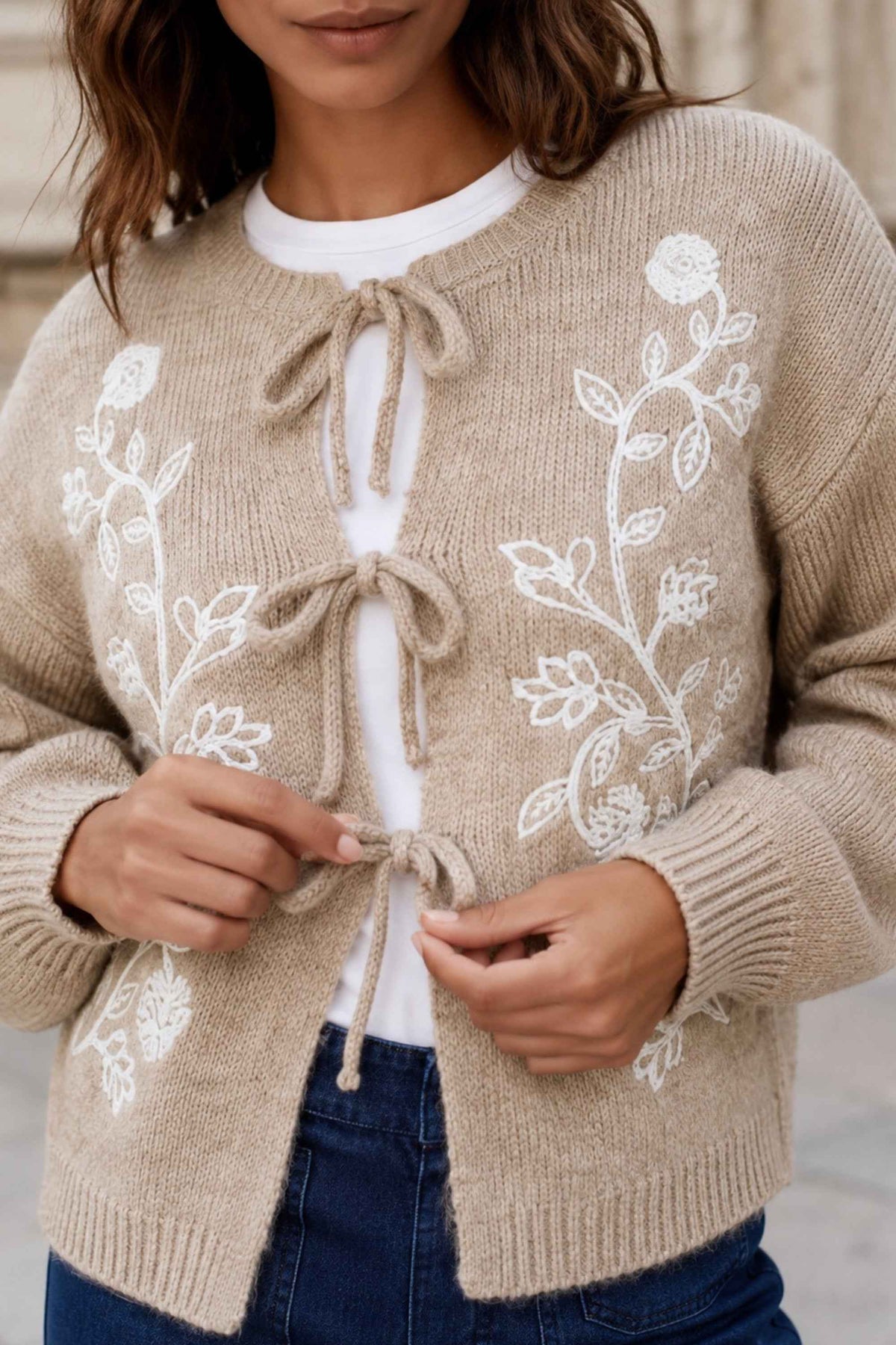 Ophélie Cardigan Beige Brodé 