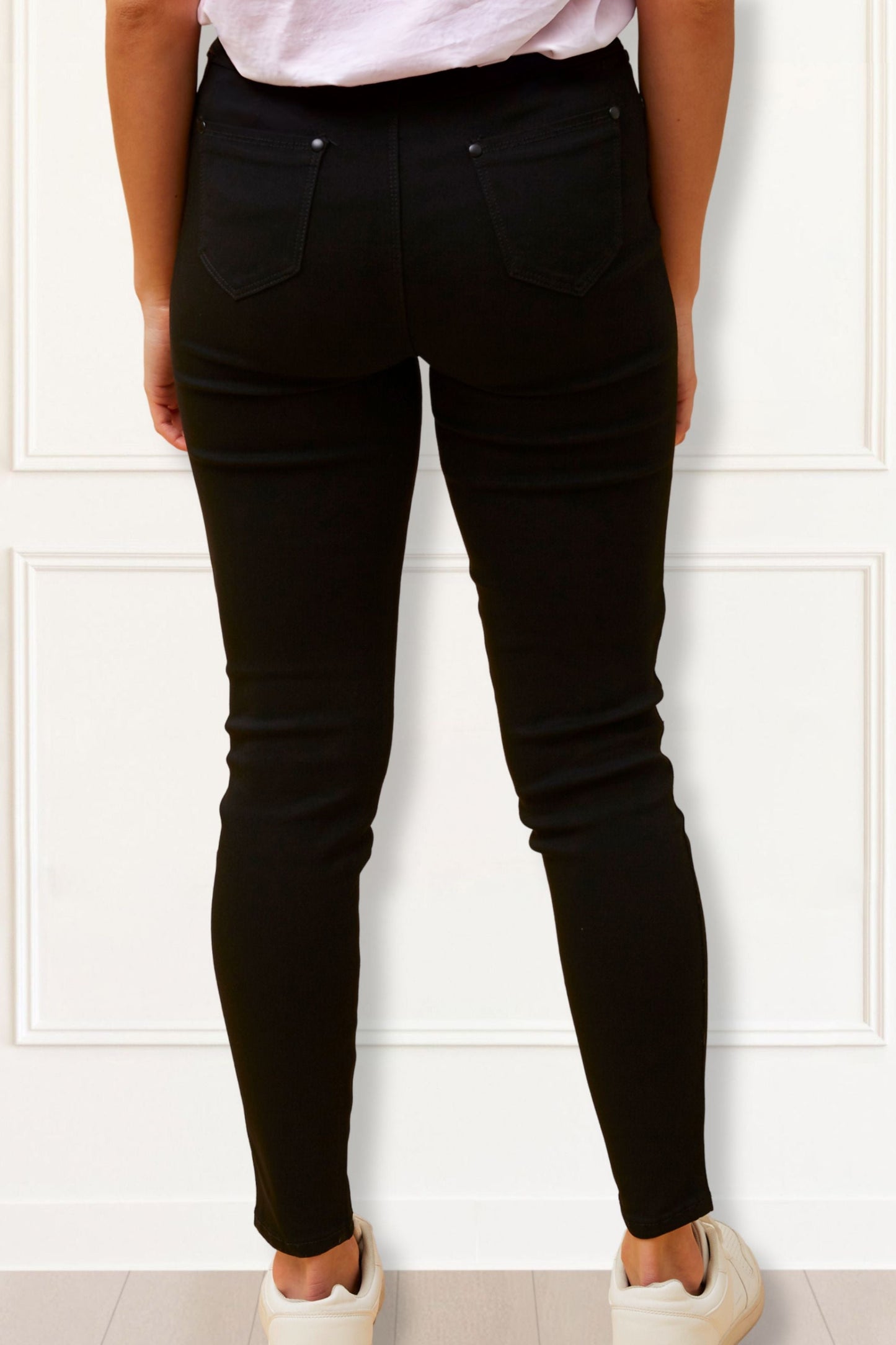 Sandra Pantalon Noir Extensible Taille Régulier Style Jegging