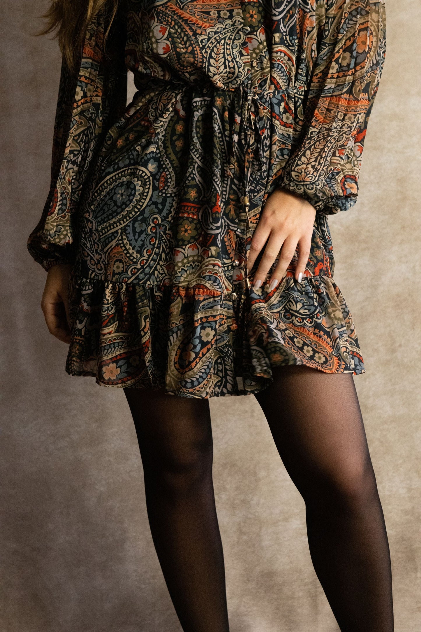 Collants, bas semi-opaques + sac à linge en filet