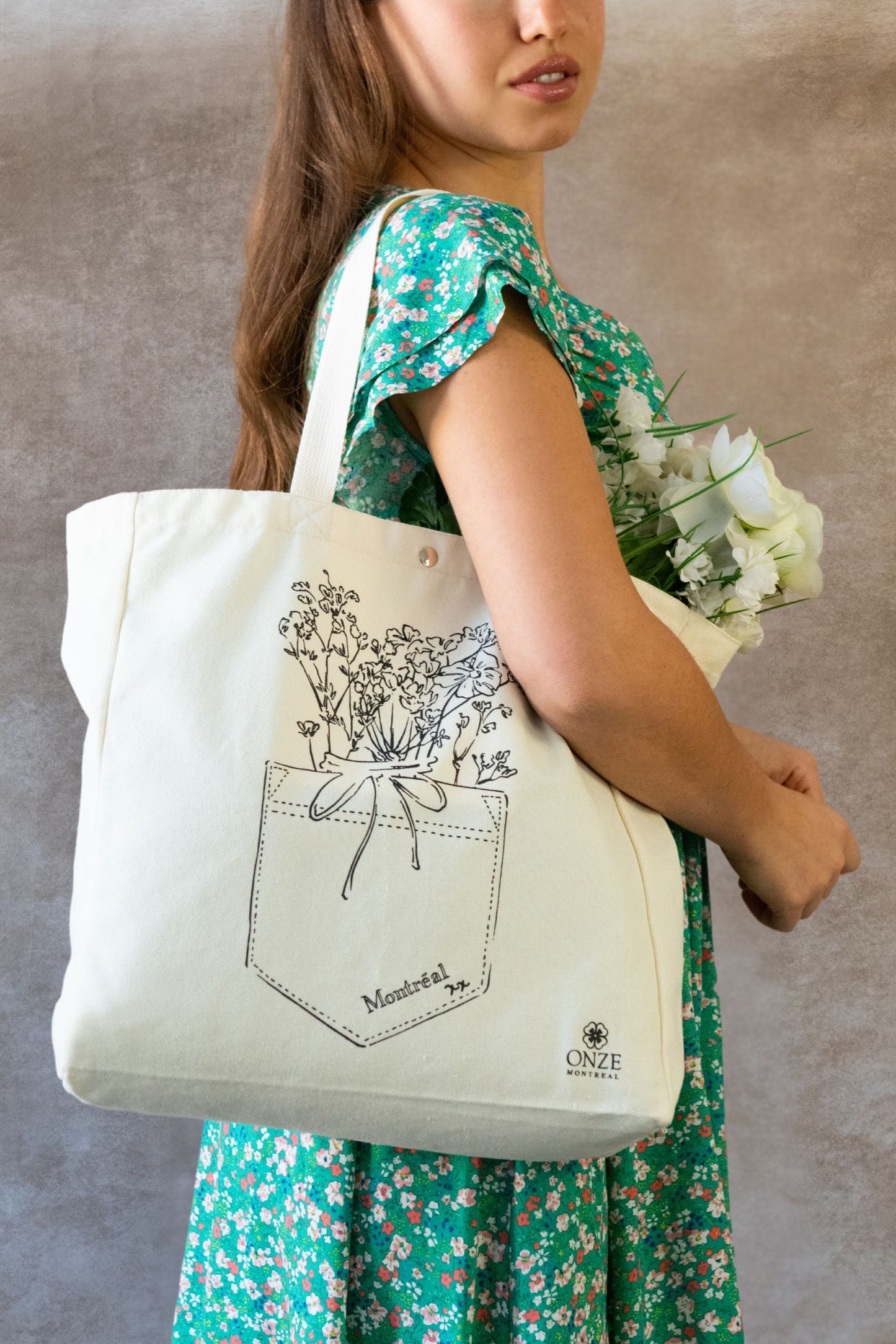 Flowers In My Pocket Tote Bag Montreal