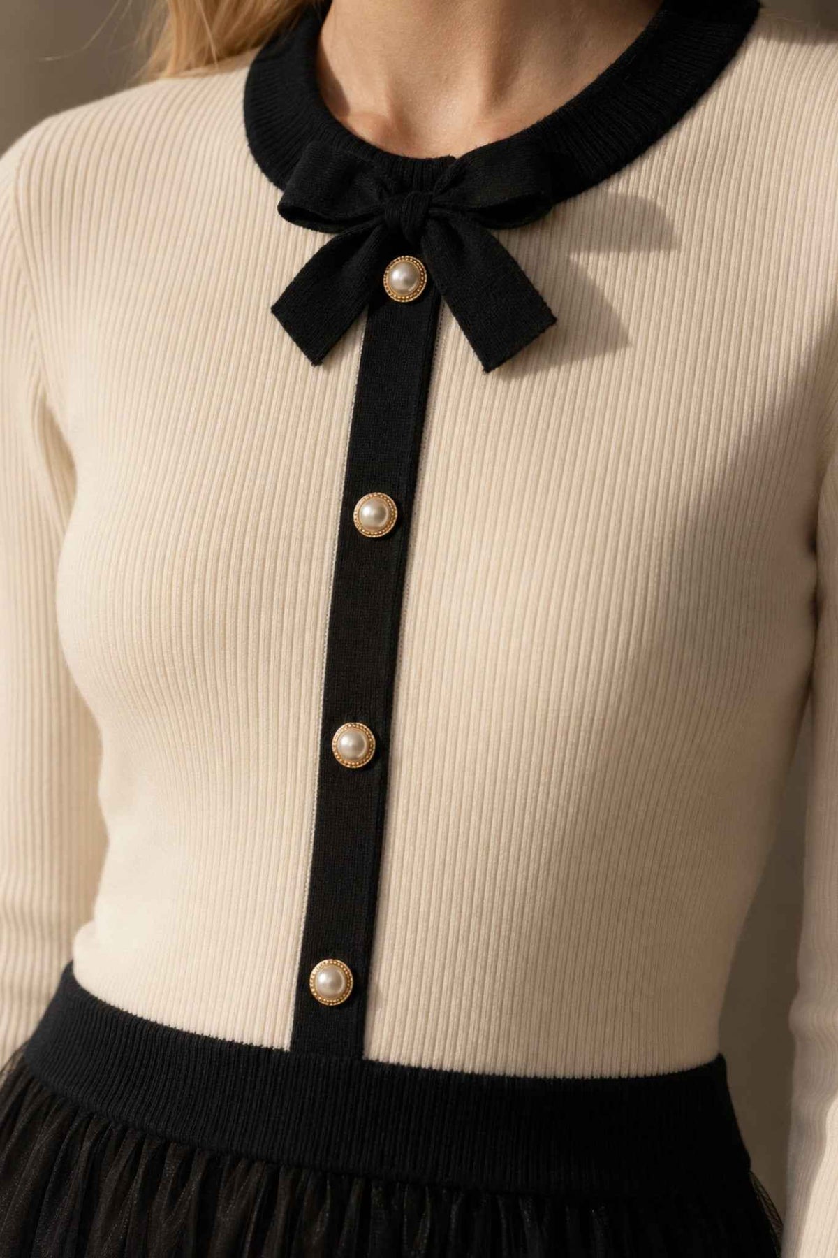 Mélina Robe Midi Ivoire En Tricot Et Tulle Noir